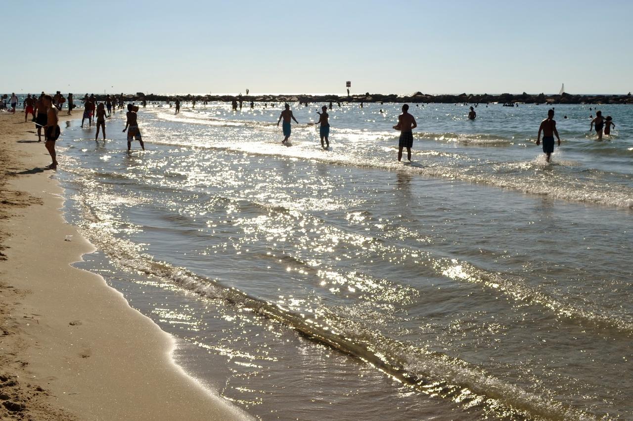 Crown Sea Apart Hotel Tel Aviv Luaran gambar